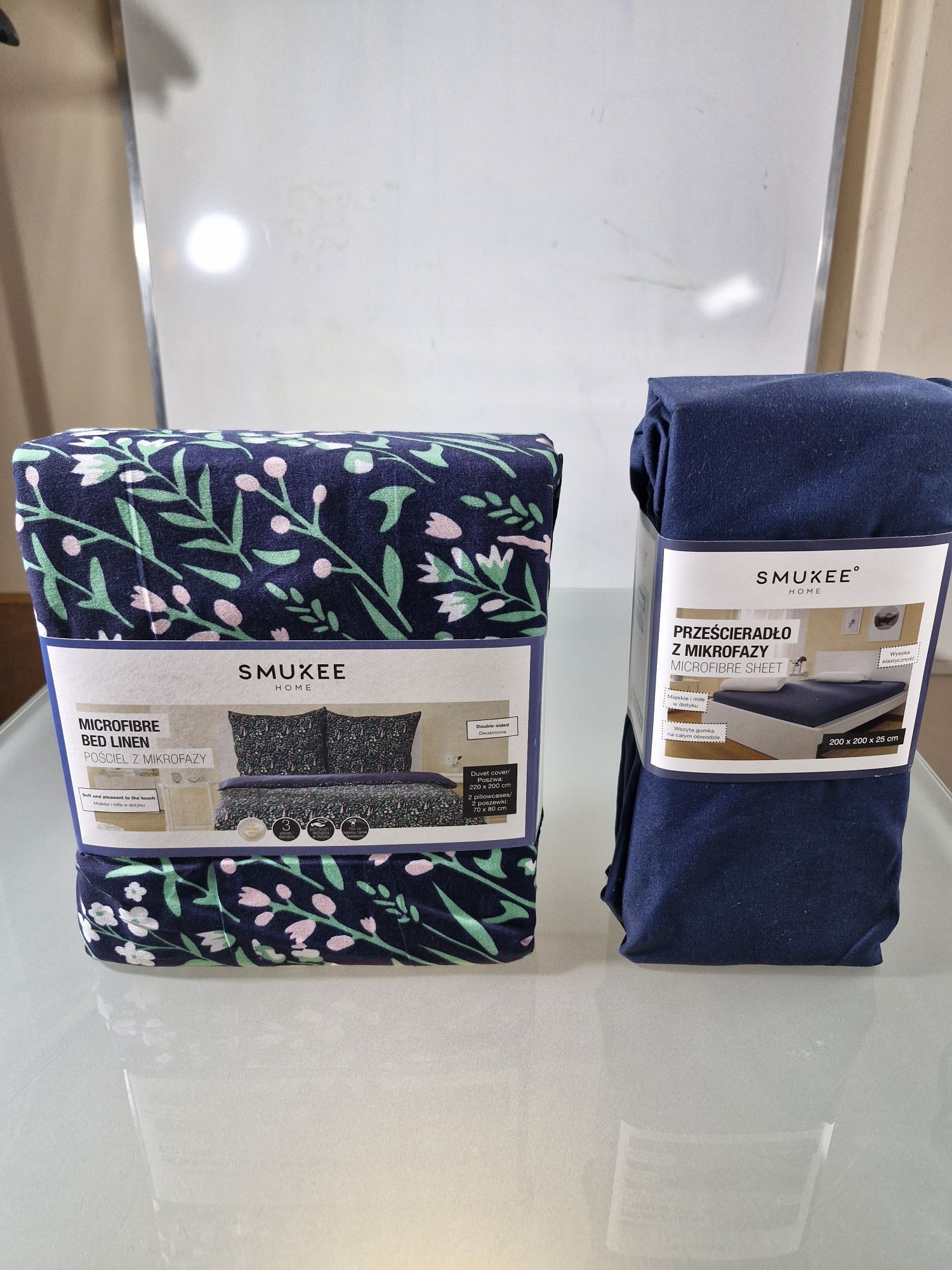 Komplet Pościeli z Mikrofazy 220x200 + 2x70x80 + Prześcieradło 200x200