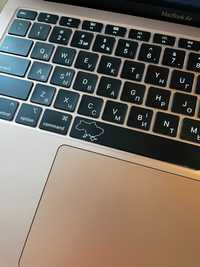 Гравировка клавиатур MacBook. Лазерная гравировка на клавиатуре Киев