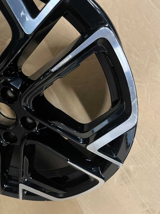 Felga VW York 8Jx19 ET45 2GV601025H / J / N 5x112