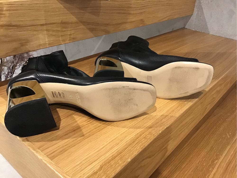 Skórzane  buty, botki bez palcy na zameczek rozmiar 40  venezia
