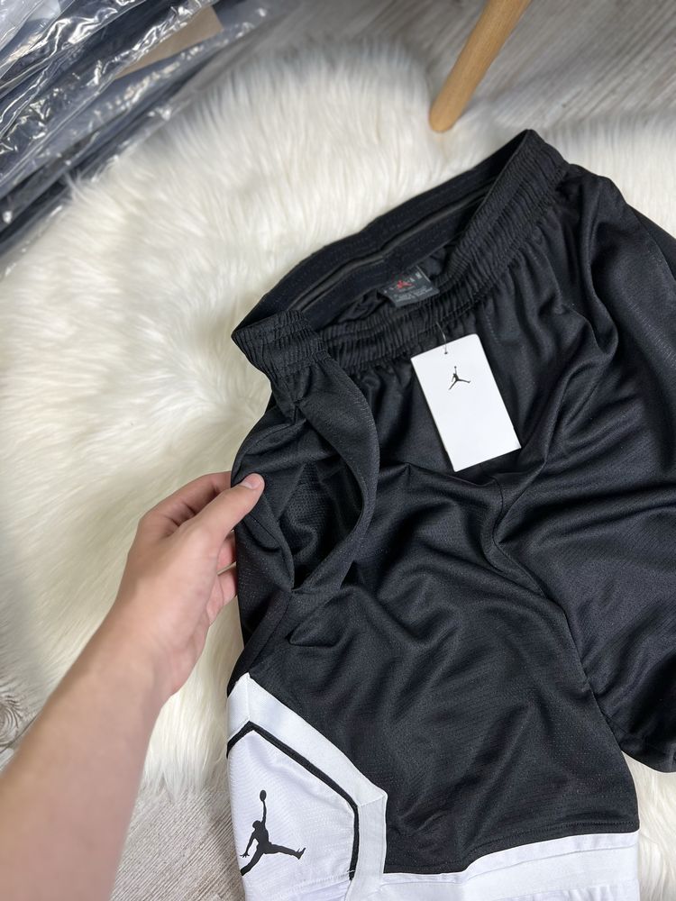 Новые/NEW мужские шорты Jordan Big logo Dri-Fit