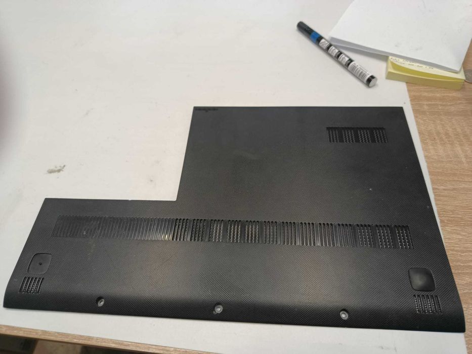 Klapka dolnej obudowy do laptopa Lenovo G50-30.