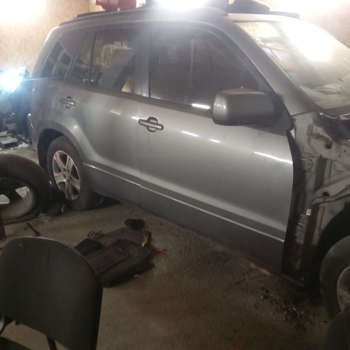 Розбор сузукі гранд вітара (SUZUKI GRAND VITARA 1.9)