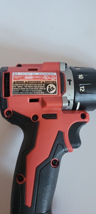 Wkretarka Milwaukee m18