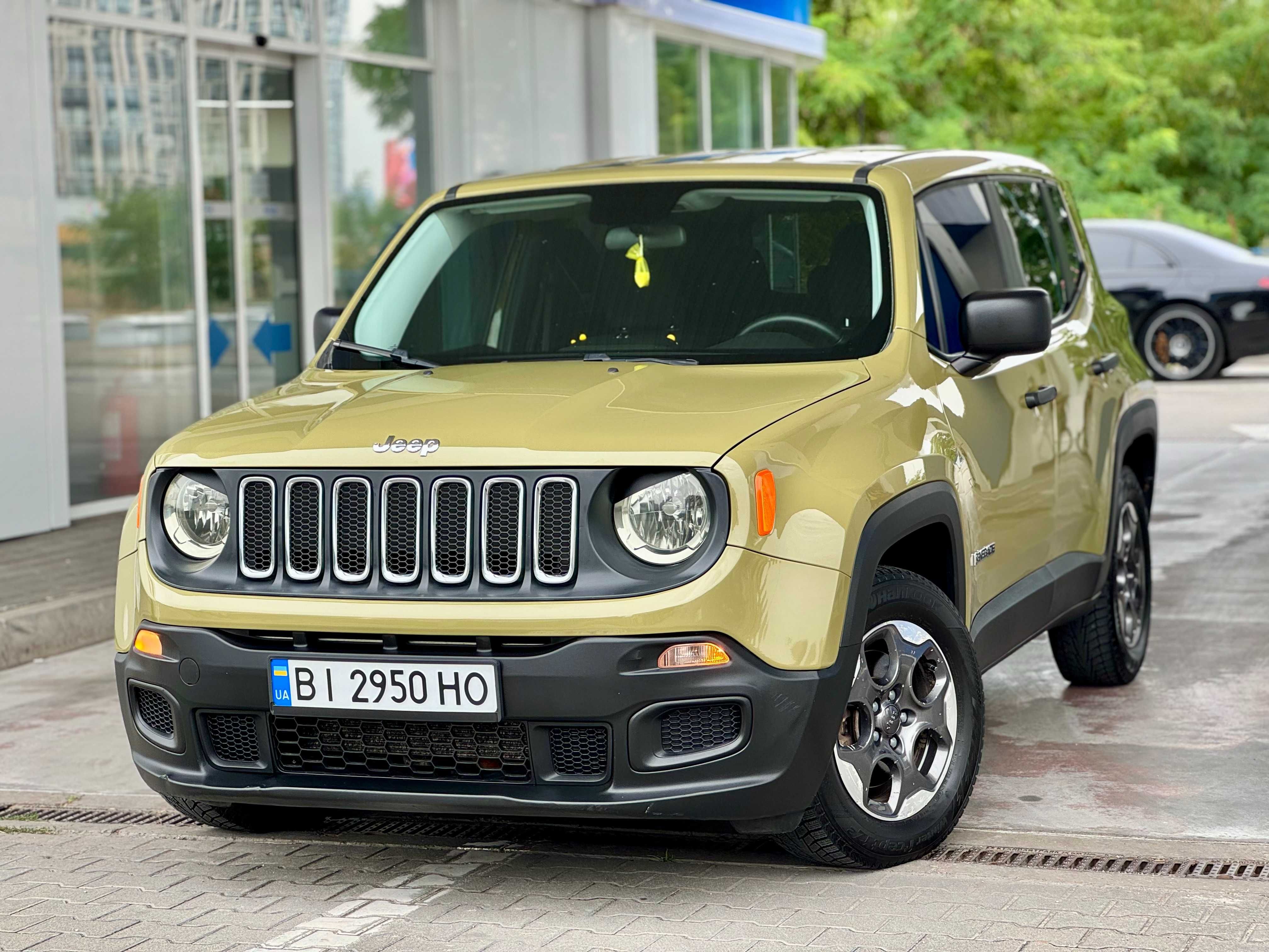 Продаю Jeep renegade 2015 год автомат