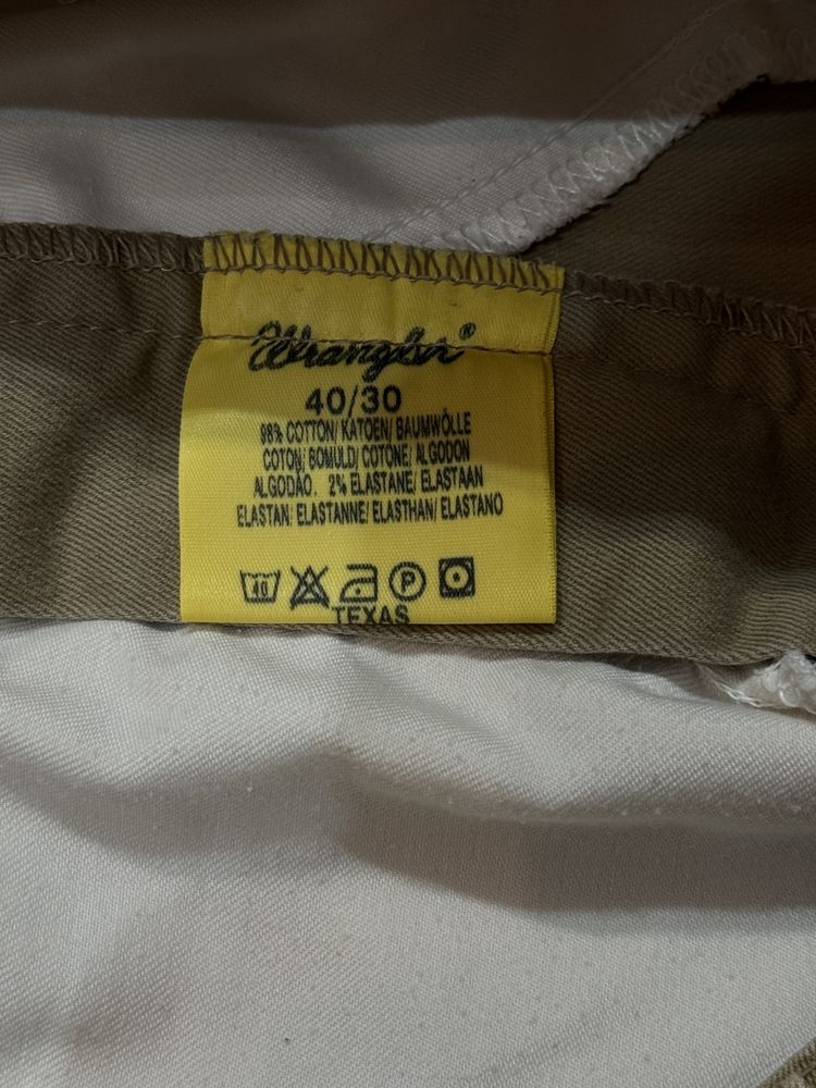 Spodnie męskie firmy Wrangler