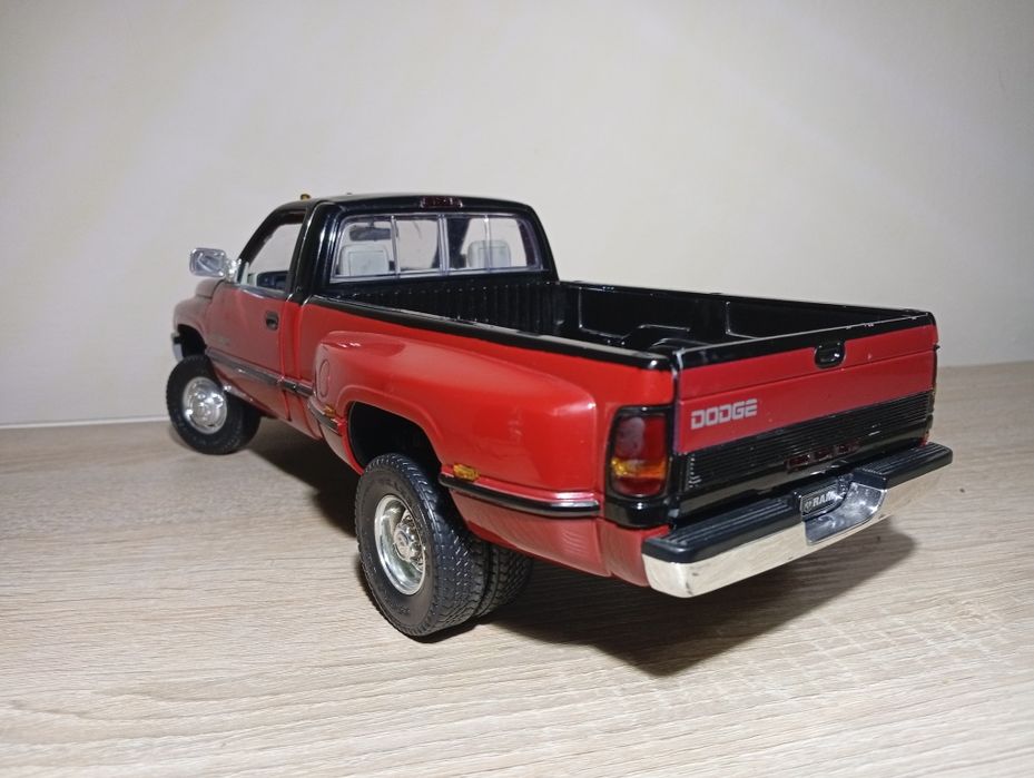 Dodge Ram 3500 V10 Anson 1/18 Pickup metal 1:18 nie Ertl Norev Zabawka
