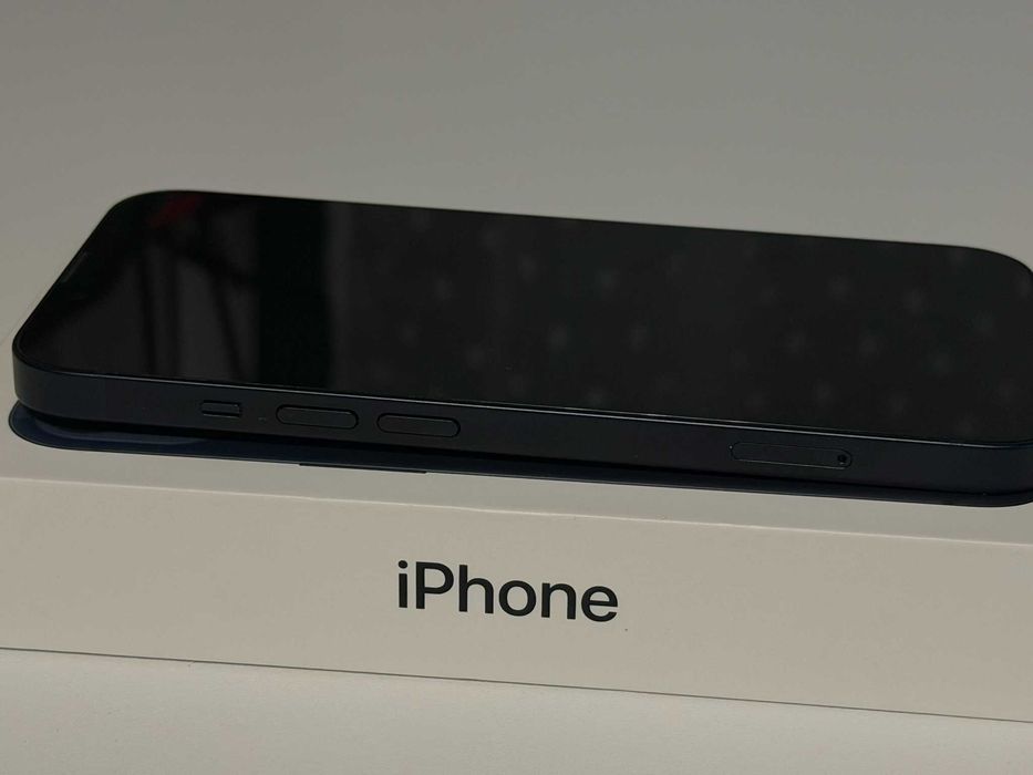 Iphone 13 128 GB Niebieski stan B.dobry