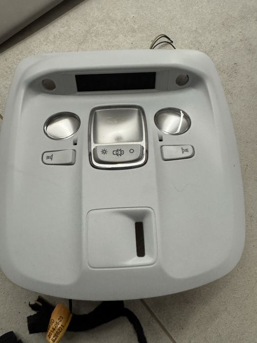 Сонцезахисний козирьок Пежо 308 Т7, 308 Т9