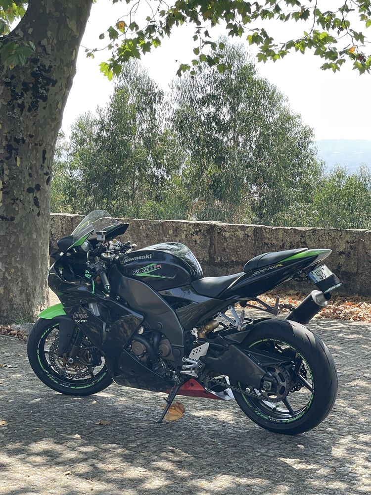 KAWASAKI zx10r 2004