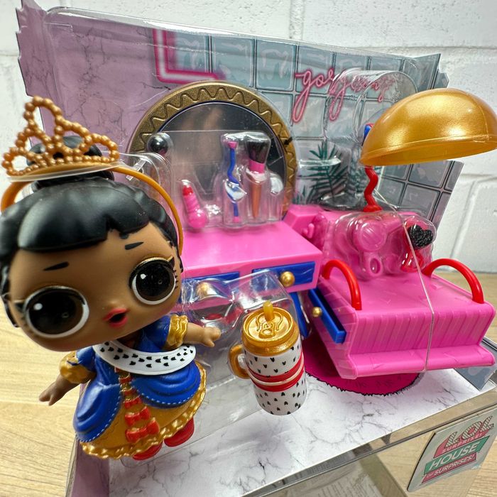 Ігровий набір LOL Surprise “Салон краси Її Величності” 583776EUC
