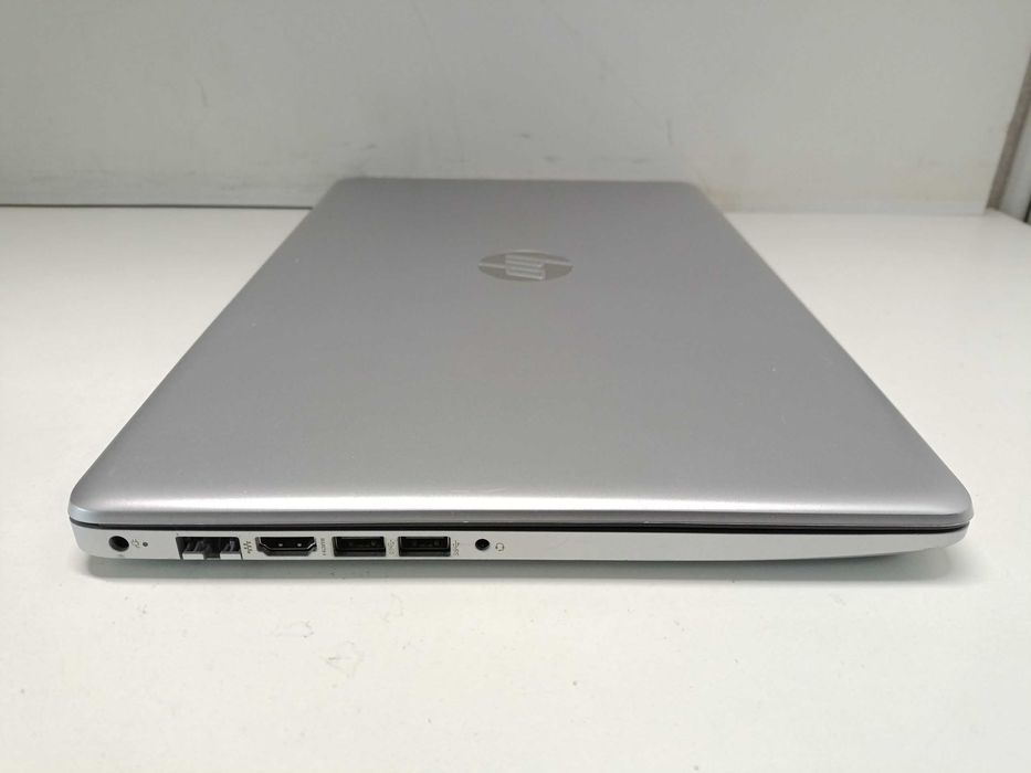 Ноутбук HP 15.6"  i7-8650U 8GB 200GB SSD