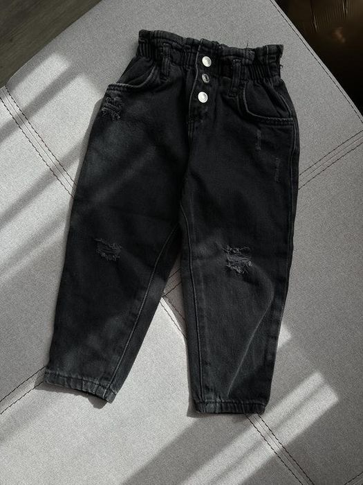 Продам джинси для дівчинки Zara