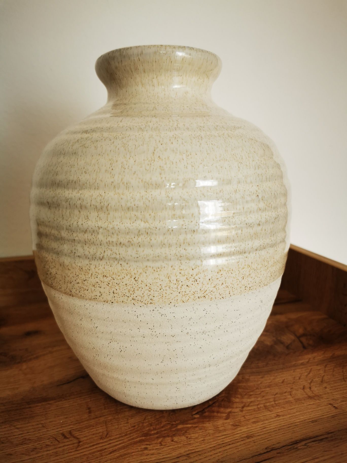 Wazon beżowy wysokość 26 cm