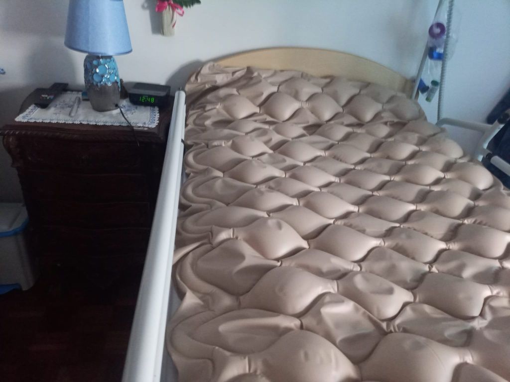 Cama articulada elétrica