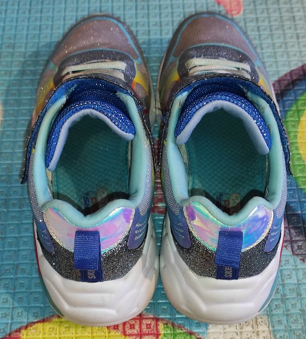 Skechers, buty dla dziewczynki, 32, tęcza, brokat