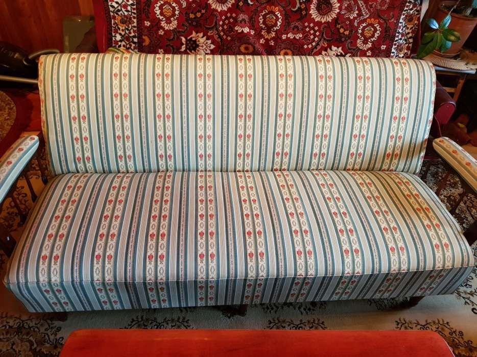 Meble stylowe: sofa + 2 fotele;