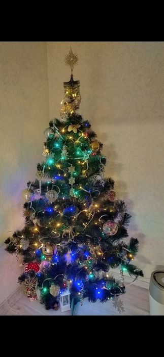 Ялинка штучна зелена