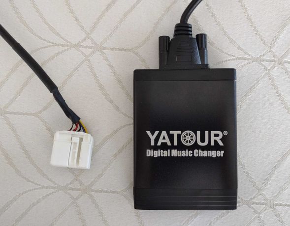 Zmieniarka cyfrowa YATOUR YT-M06 Honda (USB, karta pamięci, AUX)