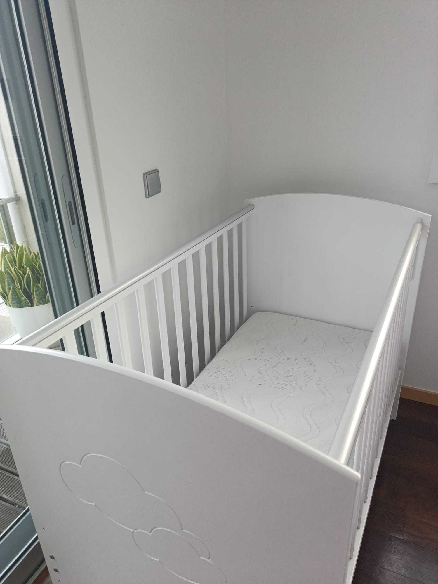 Cama de bebé| Aveiro