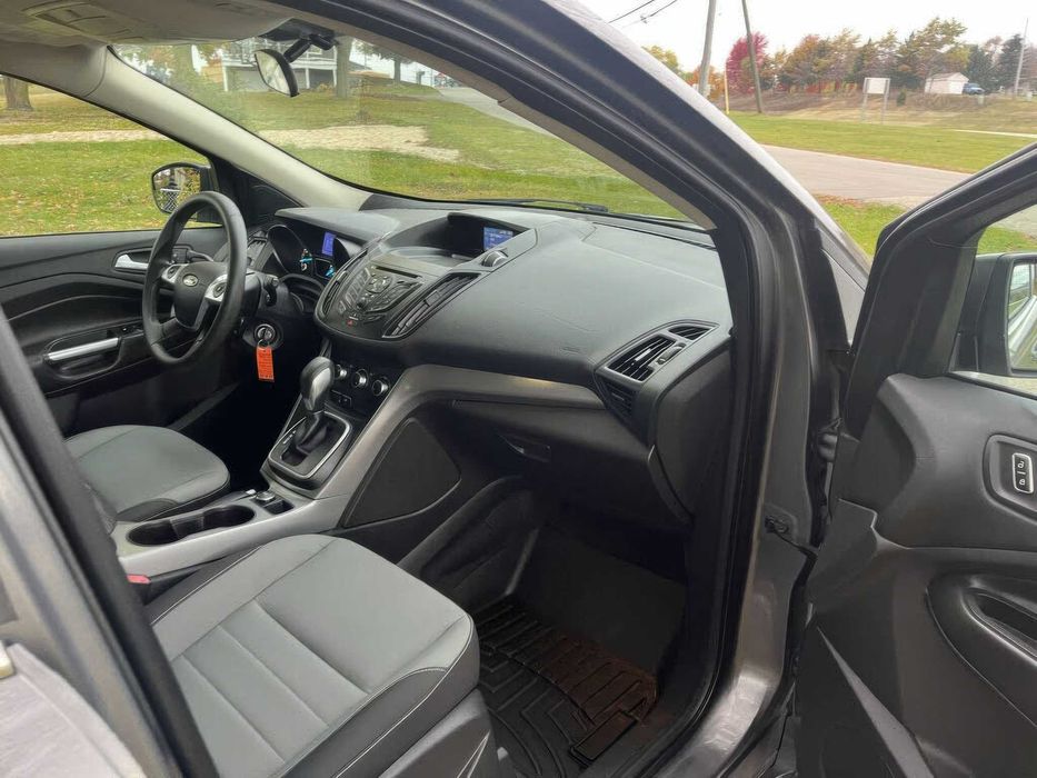 Ford Escape SE      2013