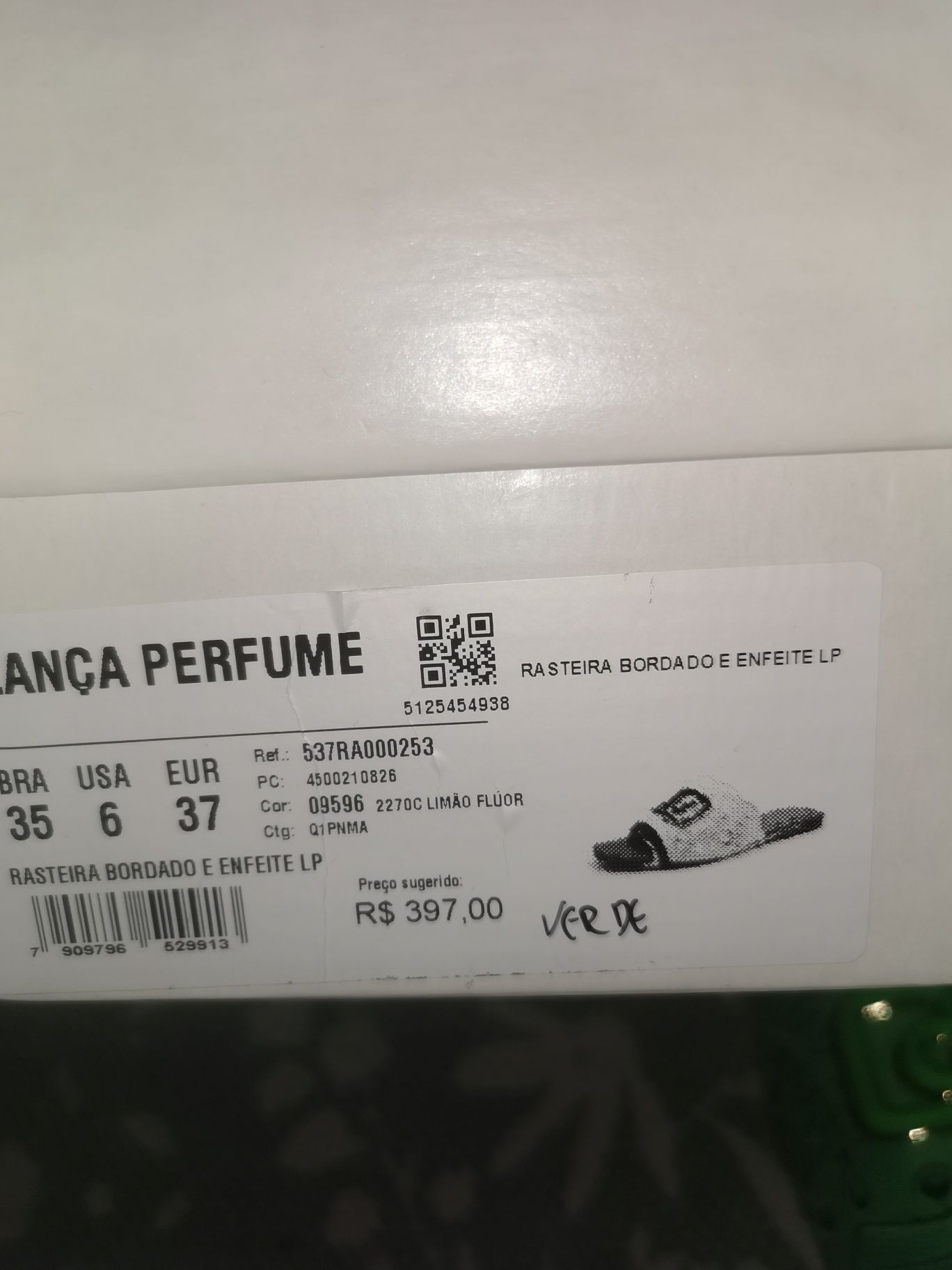 Chinelas verdes Lança Perfume novas