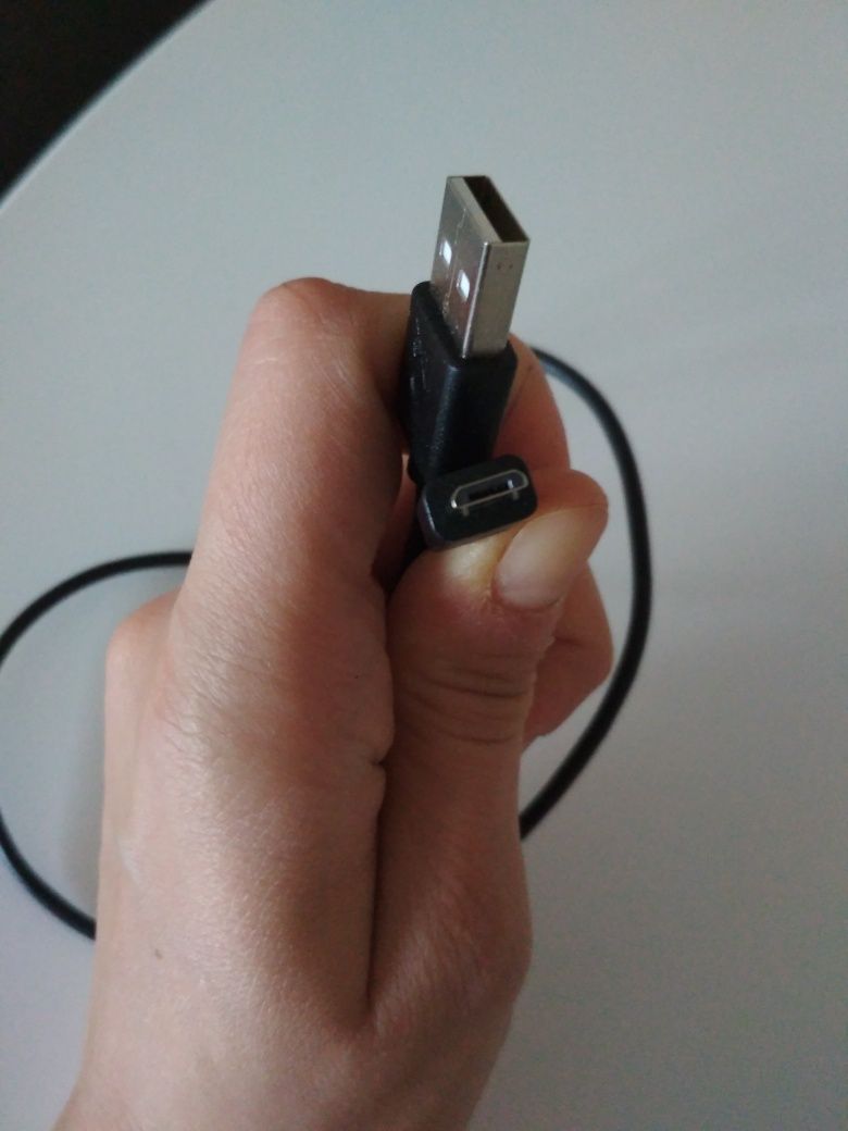 Kabel  micro USB do ładowania