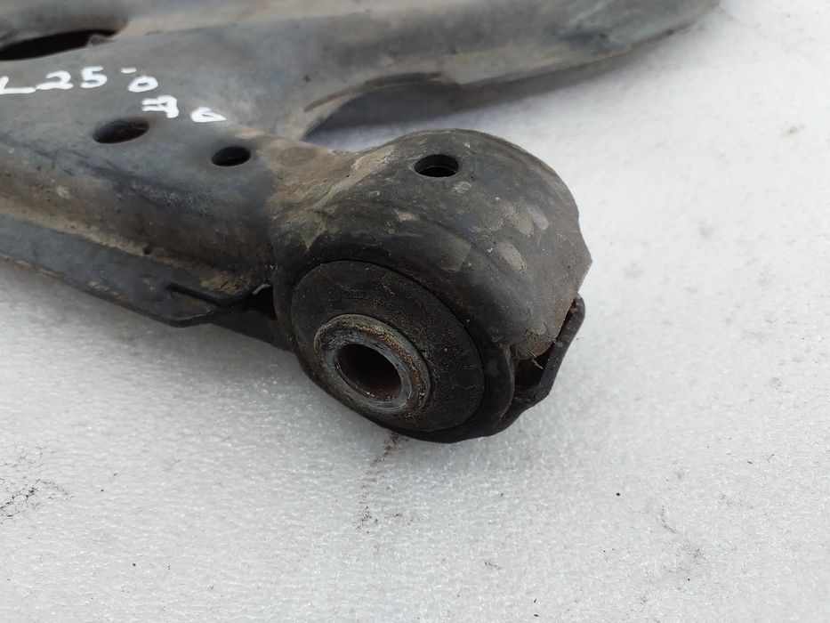 Braço de suspensão frente direito SEAT Leon (1M1)