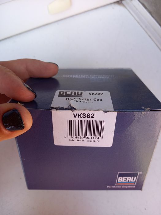 Kopułka rozdzielacza A4 b5 16 kat firmy Beru