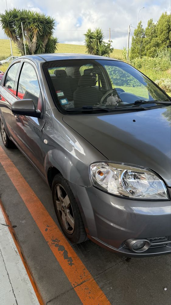 Chevrolet aveo 2006 vendo ou troco