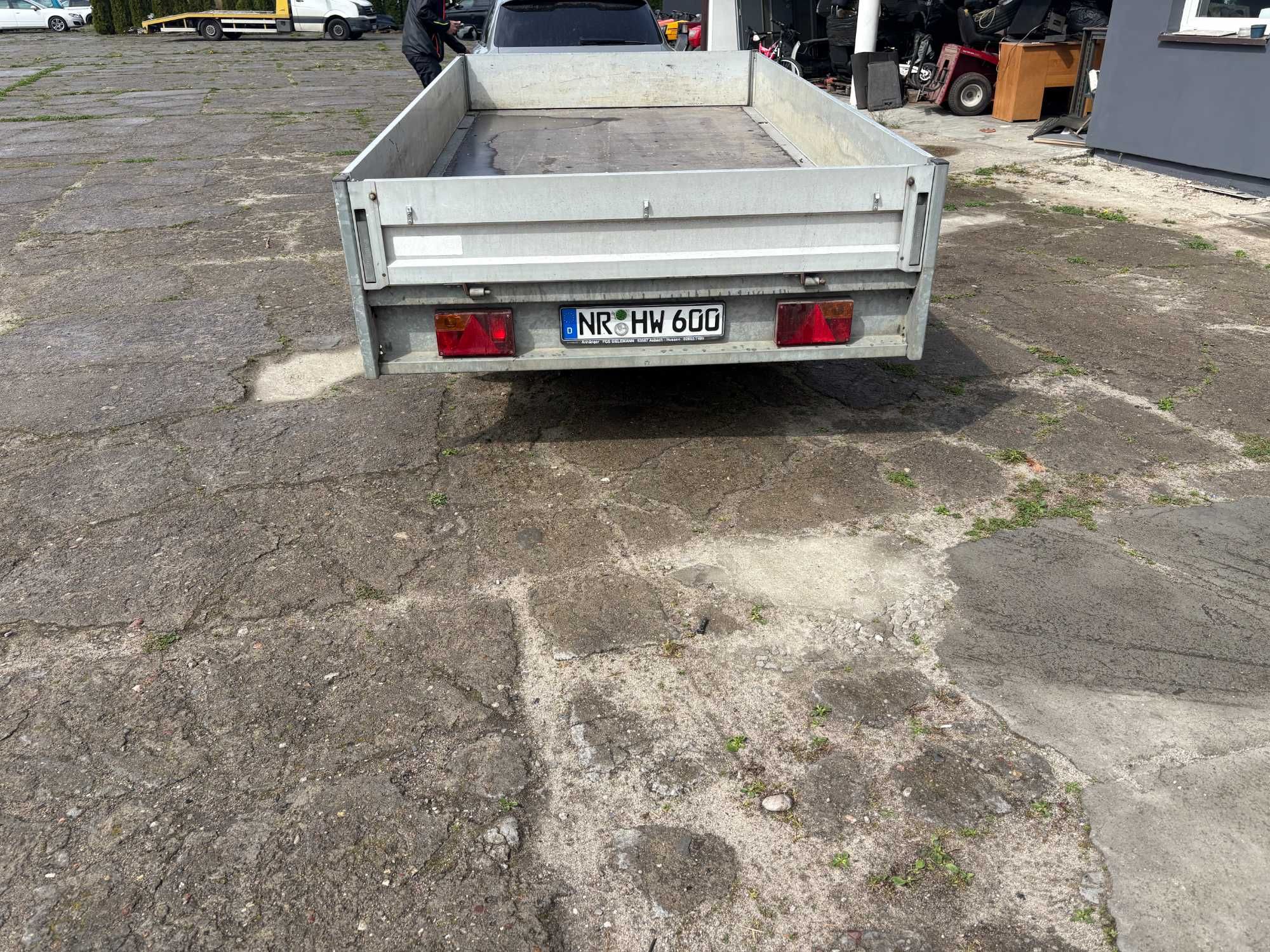 Saris przyczepka 2t