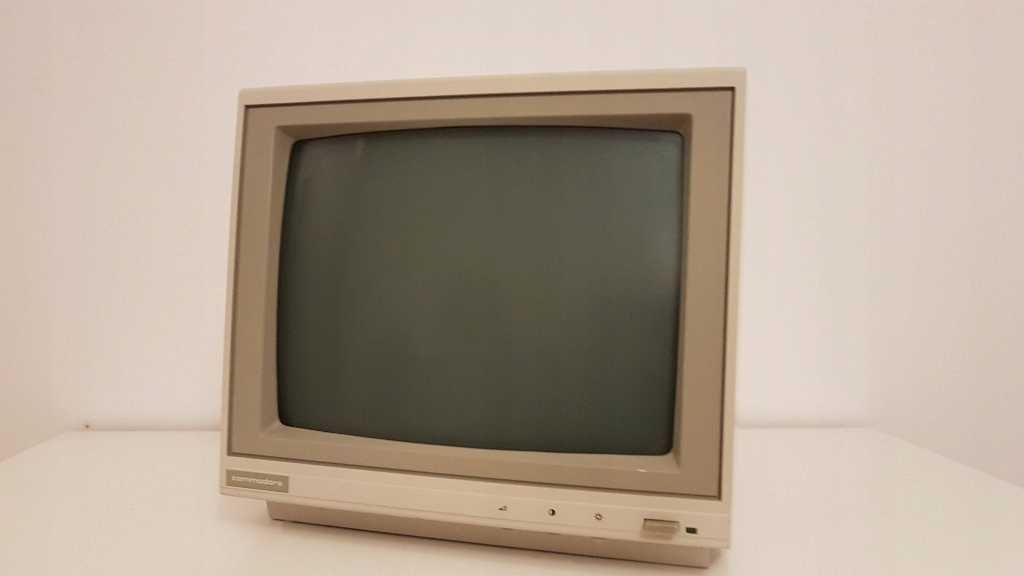Monitor Commodore  DM602/00E