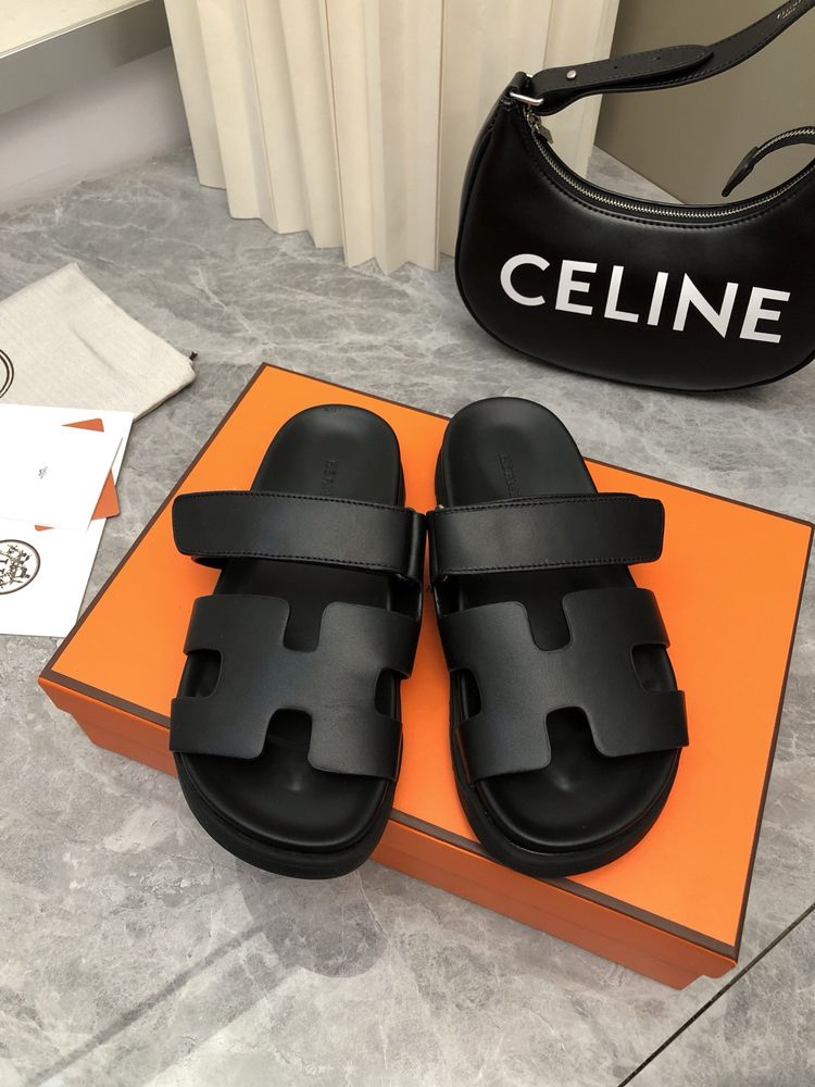 Klapki firmy Hermes