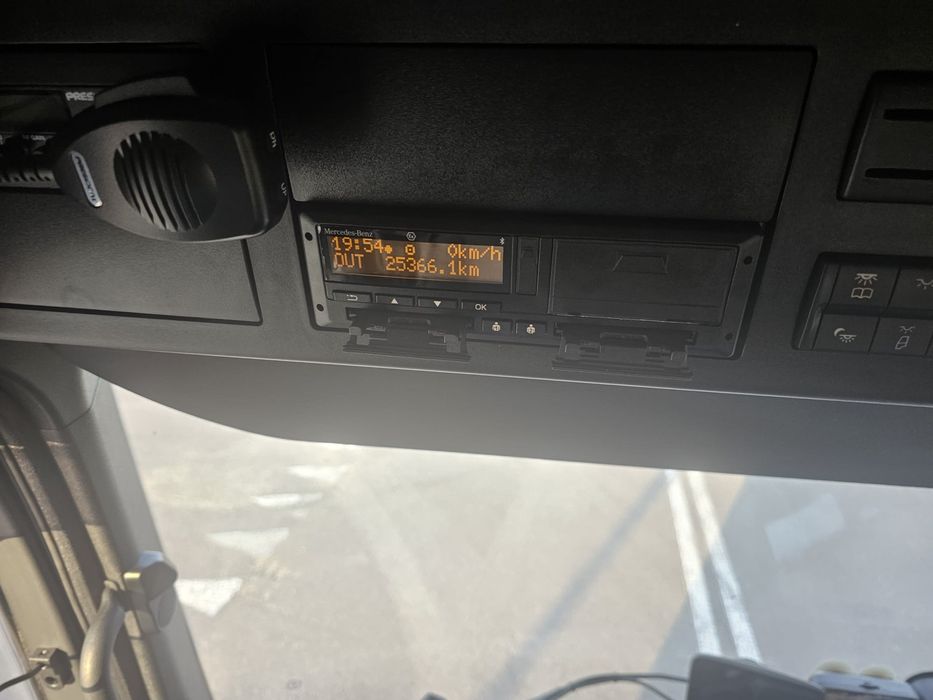 Ciągnik siodłowy  Mercedes Actros Cesja leasingu