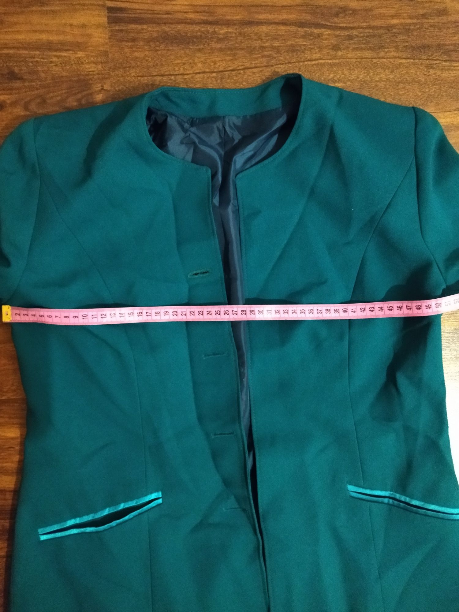 Піджак жіночий зелений в ідеальному стані