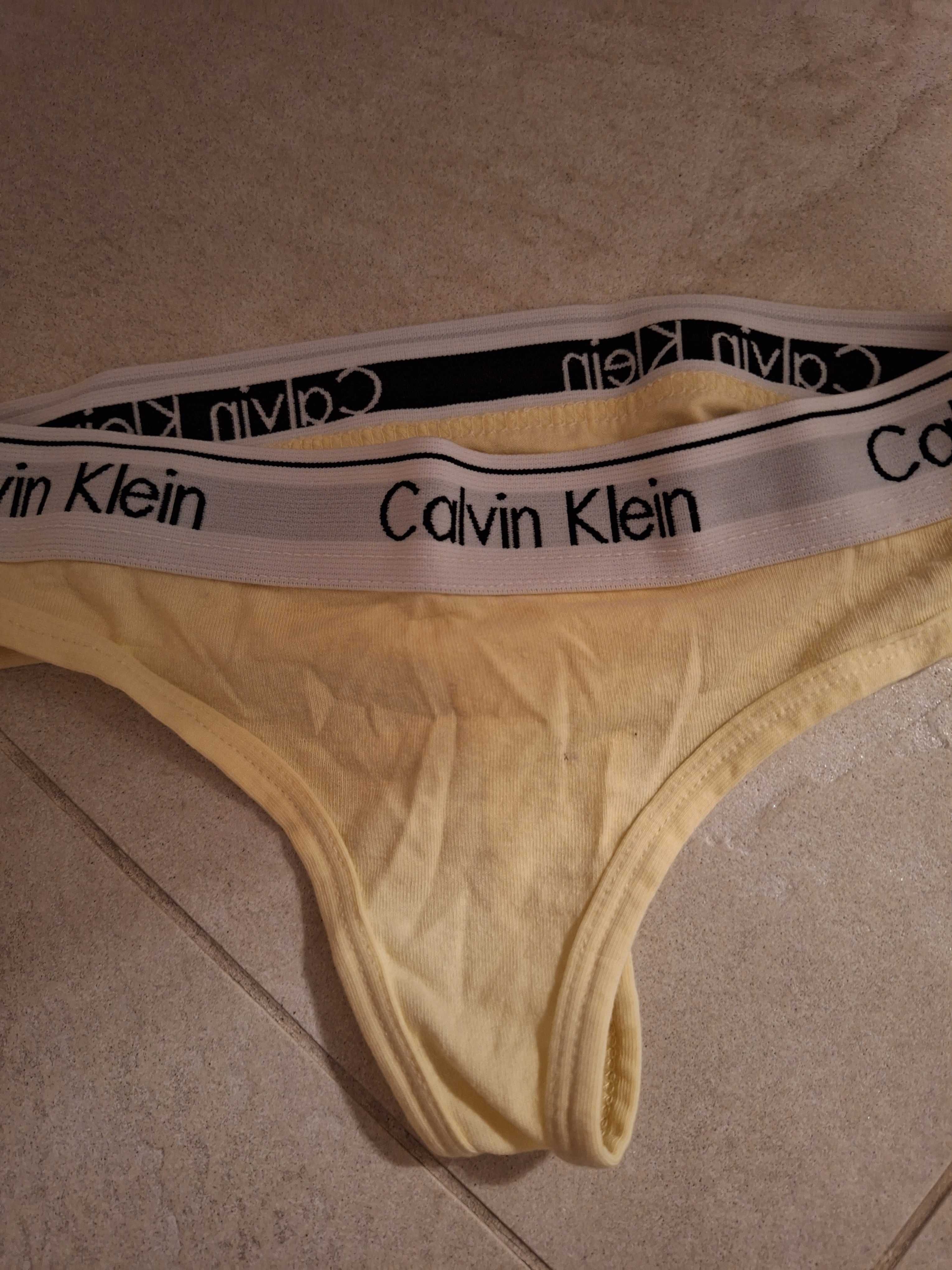 Stringi Calvin Klein. S