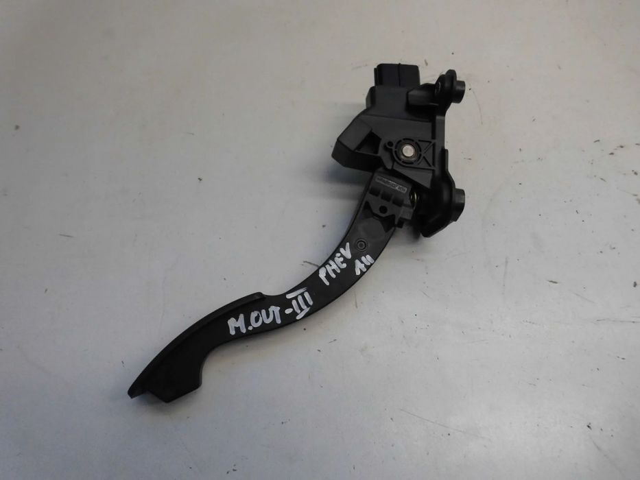 PEDAŁ GAZU POTENCJOMETR MITSUBISHI OUTLANDER III LIFT 2.4 PHEV 2020r. ORYGINAŁ