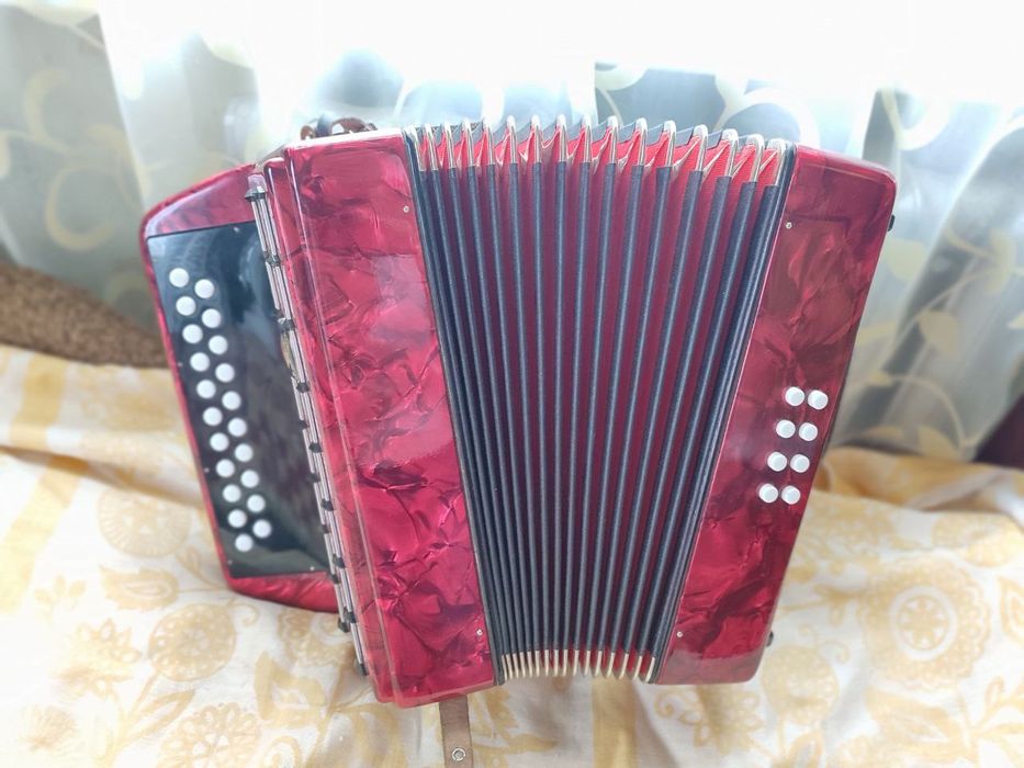 Гармошка, гармонь weltmeister віденський лад (венский строй)