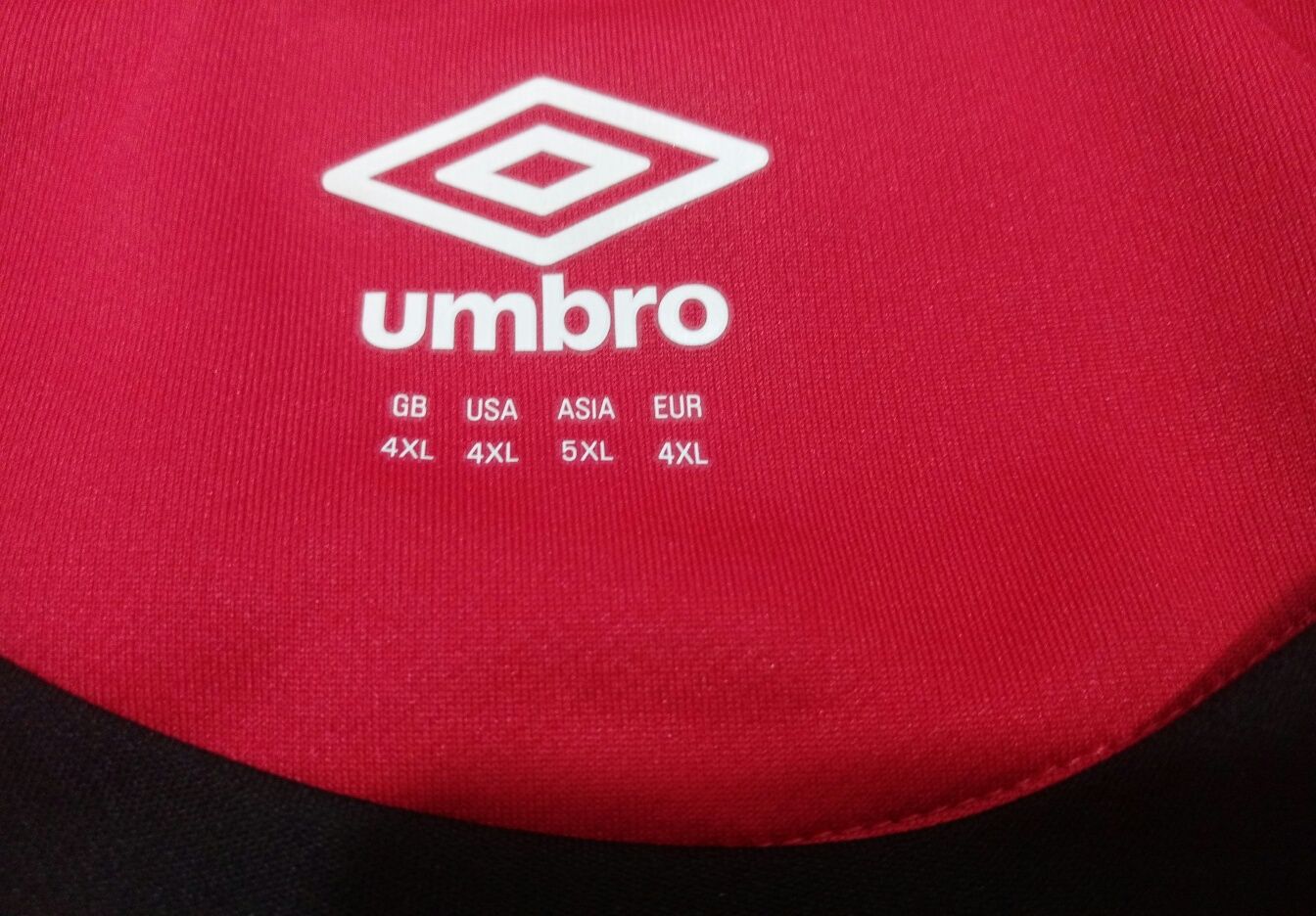 Оригинал легкая спортивная футболка Umbro AFC Bournemouth