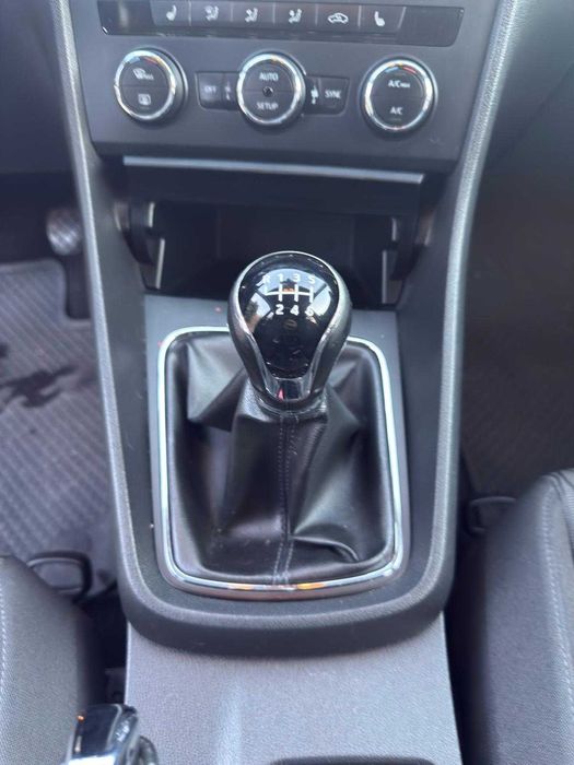 SEAT LEON 2014 1.6 TDI
