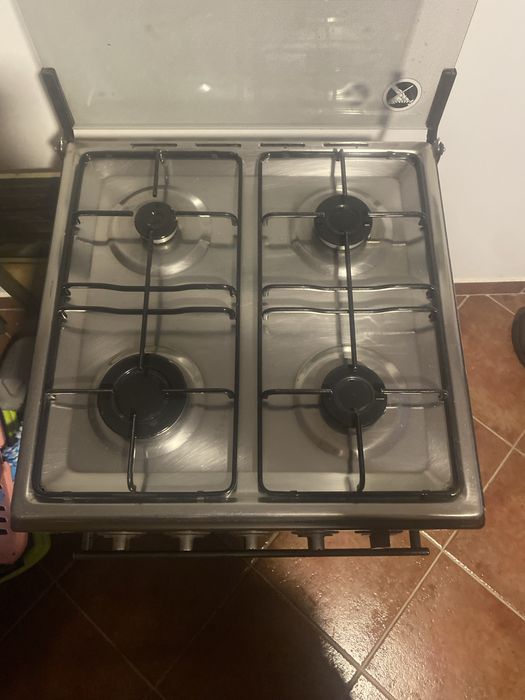Fogão e forno a gás
