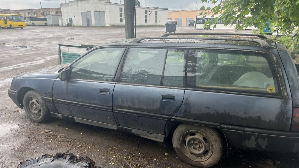 Продам opel omega A 1988р 2.0і
