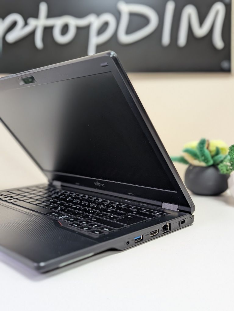 2020р. Ноутбук Fujitsu LIFEBOOK E449/i3-7020/8/256/ОПТ.СТАН 5+.роздріб