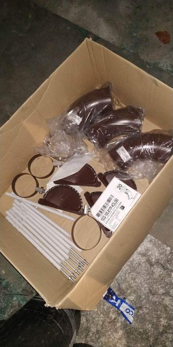 Galeco czekoladowybraz 8017 półmat 135 90. Hak nakrokwiowy, rynna, den