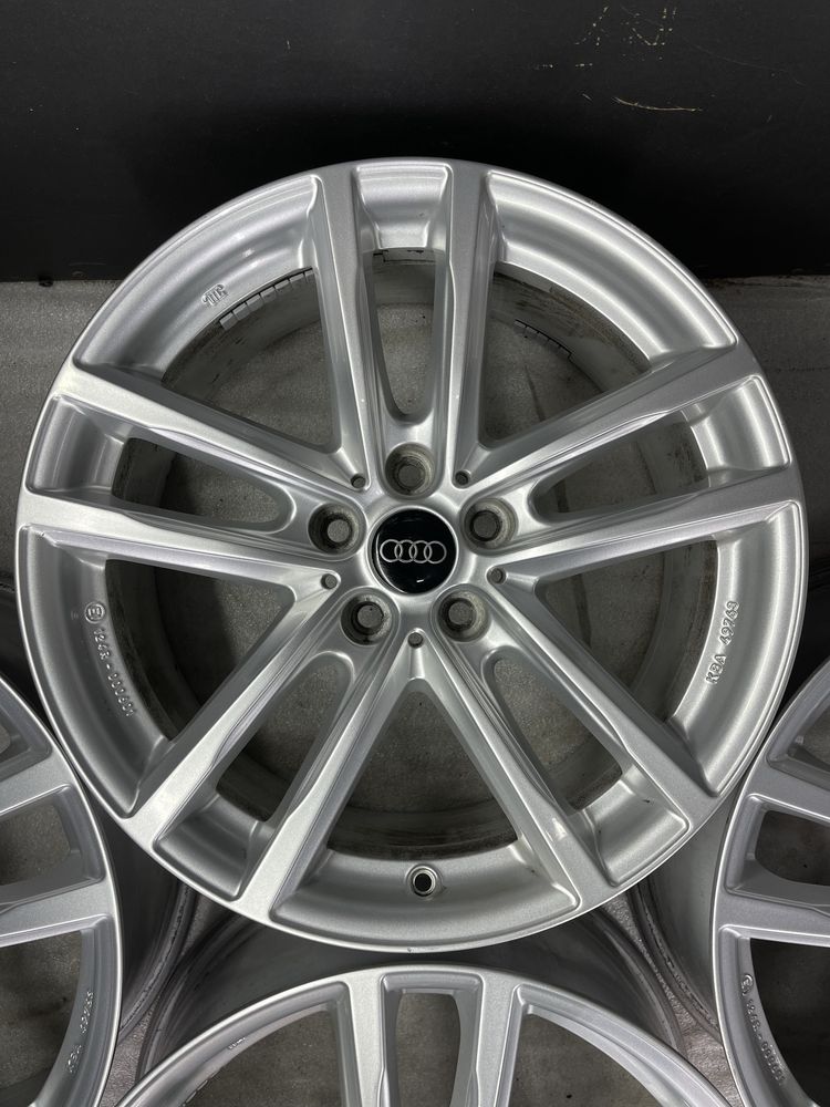 Диски R18 5x112 Et30 8J. Audi A4 A5 A6 A7 A8 Q3 Q5 Q7. VW Touareg