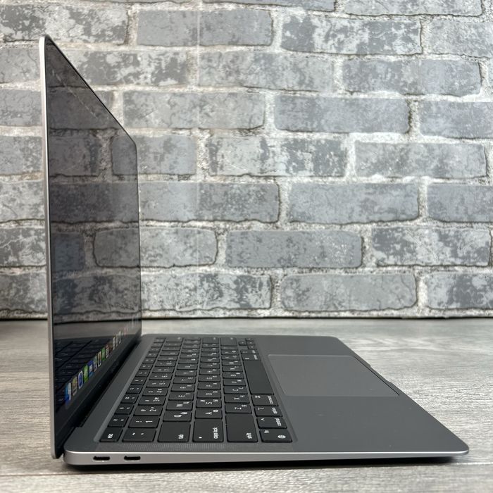 Ноутбук Apple MacBook Air 13 2020 (M1 | 16Gb | 512Gb SSD | 8 GPU)