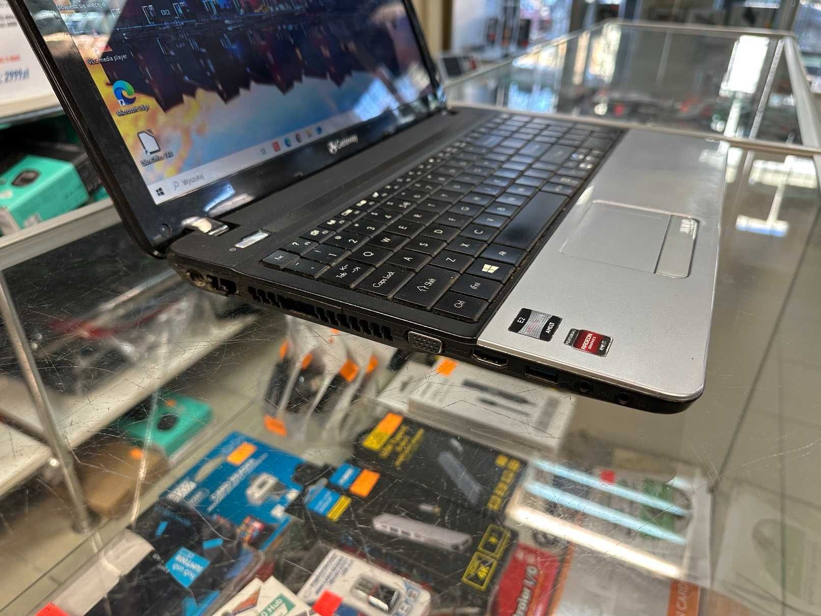Laptop ACER Gateway NE51B