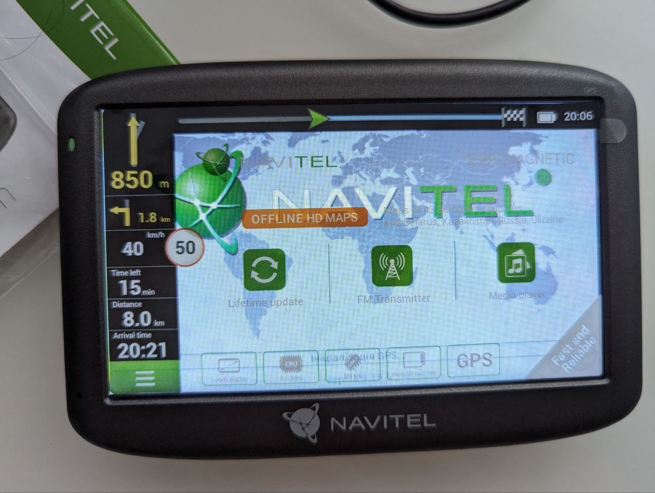 GPS-навігатор NAVITEL E505 Magnetic