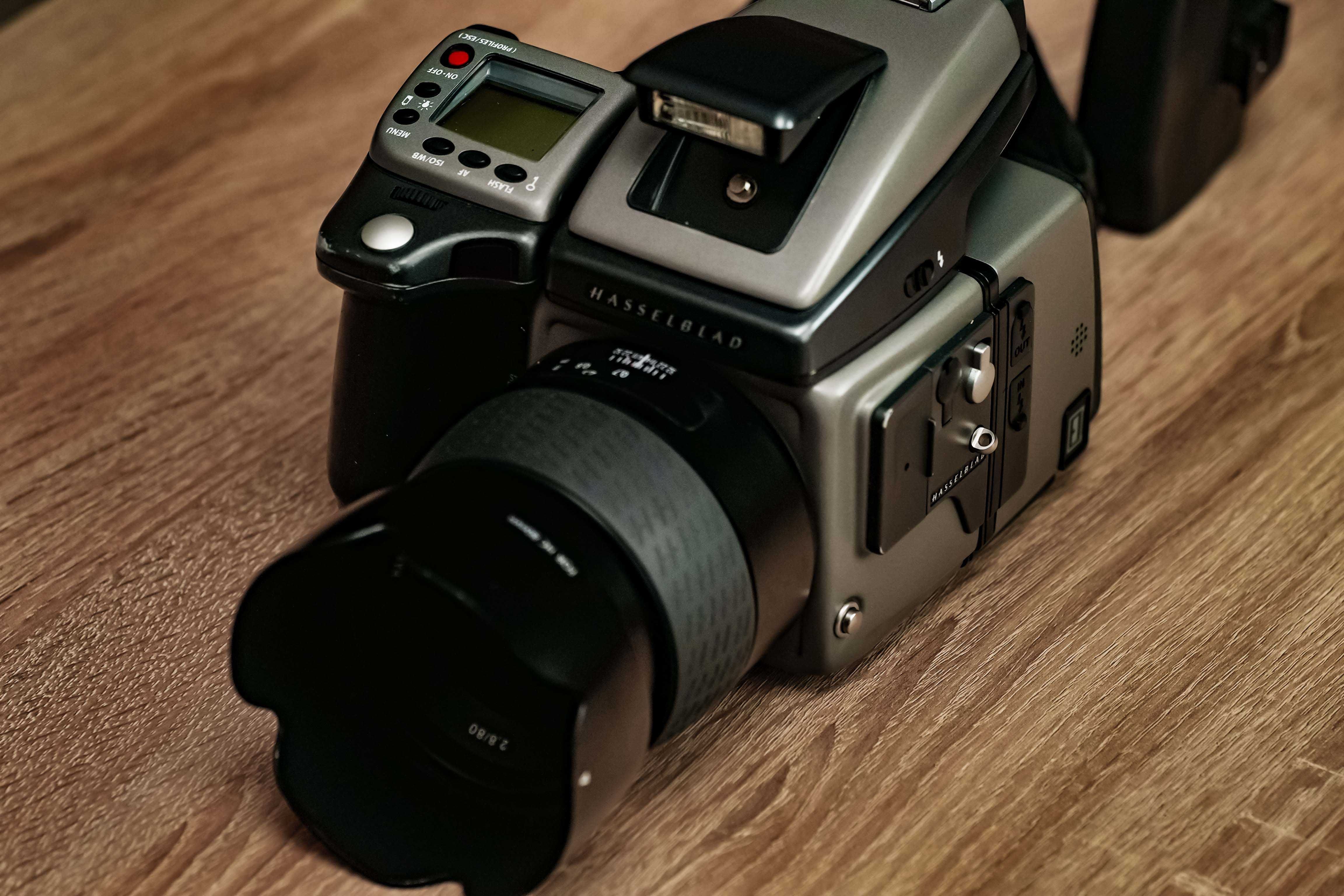 Hasselblad H3D II 50MP кейсом HC80mm