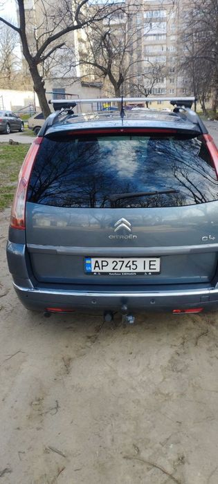 Прода отличное симейное авто